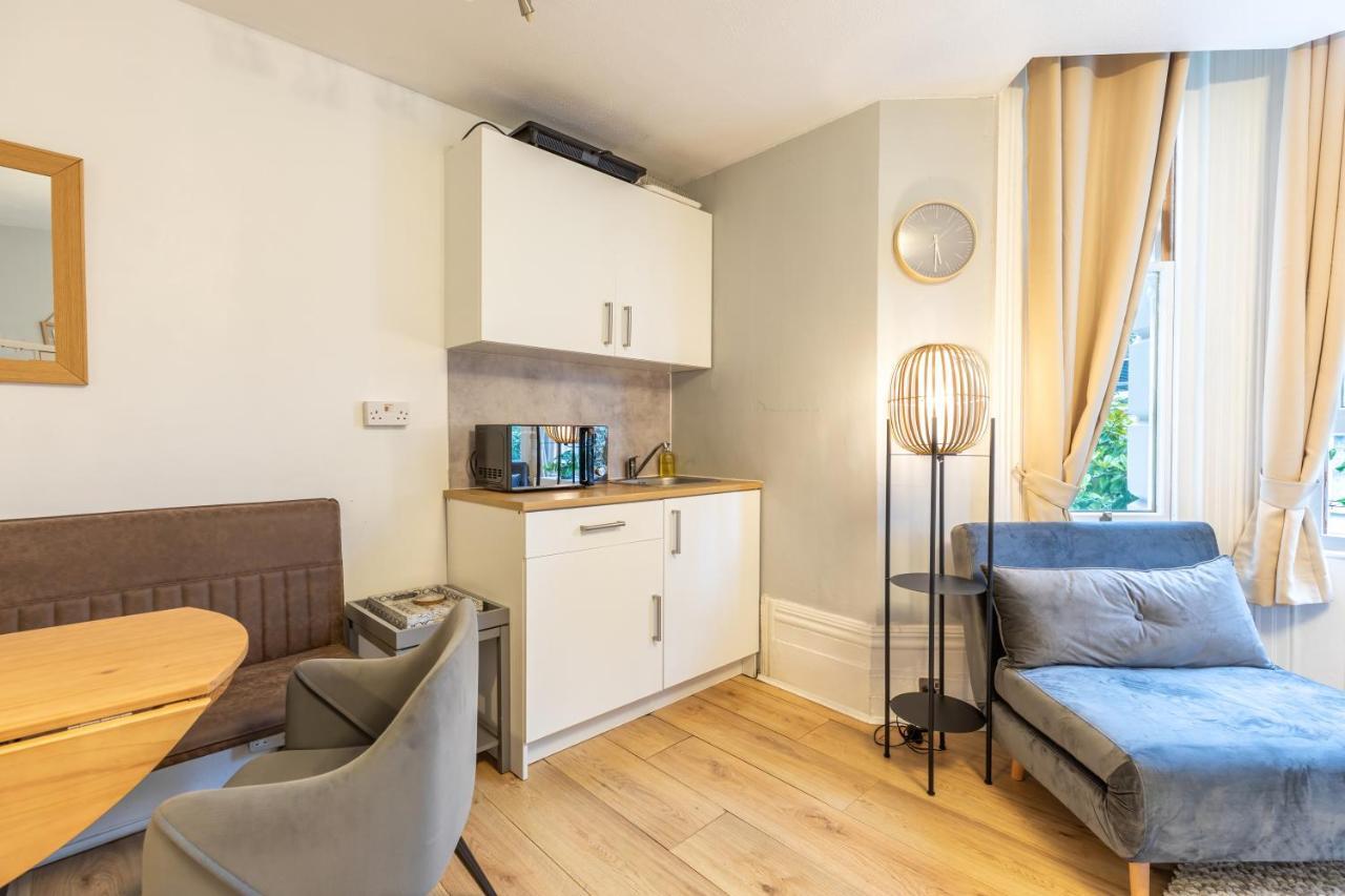 Sylish Studio Apartment Close To Station Brighton Екстериор снимка